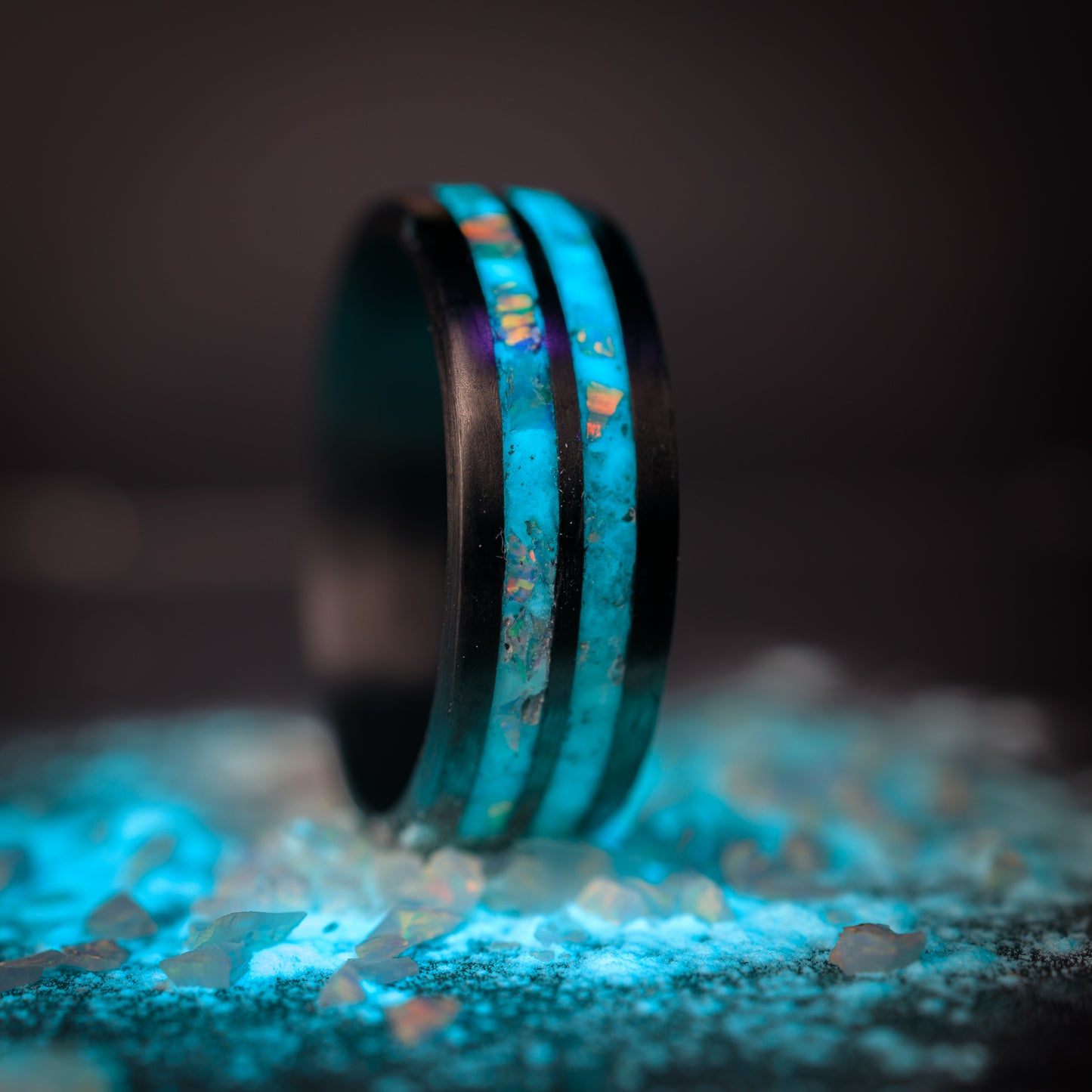 The Frozen Roads Dual Channel Glowstone Ring