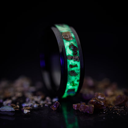 The Giants of the Past Glowstone Ring